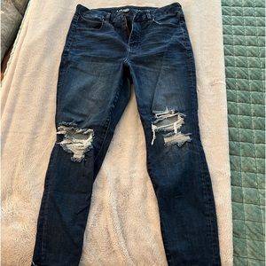 American Eagle Nexxt Level Stretch Ripped Jegging size 16 SHORT Length